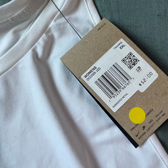 NWT Nike White Racerback athletic tank top size XXL - Picture 3 of 4